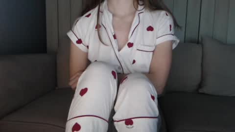 Snapshot of shy_schoolgirl_ chatting on February 2025 08:23:02 PM shy_schoolgirl_ online show from February 2025 08:23:02 PM