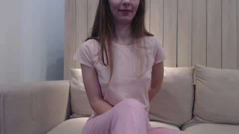Snapshot of shy_schoolgirl_ chatting on March 2025 04:24:02 PM shy_schoolgirl_ online show from March 2025 04:24:02 PM