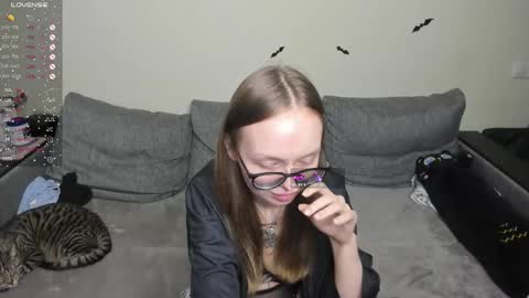 Melissa online show from November 2025 11:35:01 PM