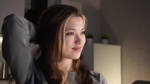 Akemi online show from April 2026 03:51:01 PM