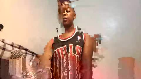 Bambi online show from November 2025 03:38:02 PM