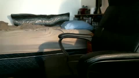 shyboyhugecum2020 online show from June 2026 03:00:01 AM