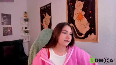 Snapshot of shycherry_ chatting on June 2026 01:04:01 PM shycherry_ online show from June 2026 01:04:01 PM
