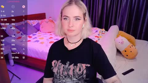 Effie online show from December 2024 03:32:01 PM