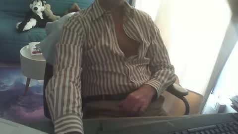 shyfrenchcock online show from October 2025 02:43:02 PM