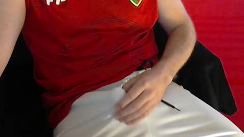 shyguy04_04_04 online show from September 2025 09:09:02 PM