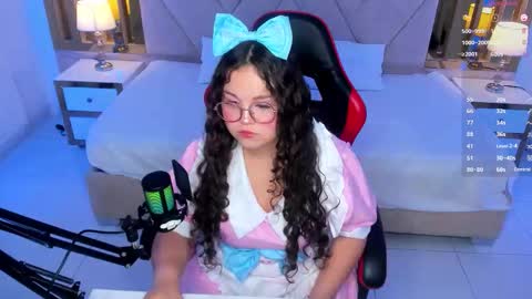 Shyly online show from December 2025 05:34:01 AM