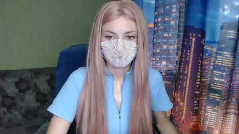 Snapshot of shynesssophie chatting on July 2026 04:52:02 AM Sophie 3 online show from July 2026 04:52:02 AM