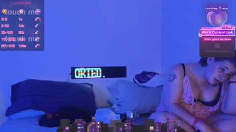 Hippie online show from April 2026 03:18:01 AM