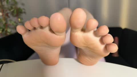 Amelia online show from January 2025 09:20:01 PM