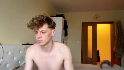 Tom and Betty online show from December 2025 06:41:01 AM