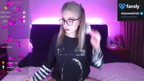 shysweetrish online show from November 2025 11:03:01 PM