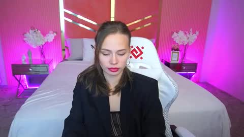 Snapshot of shyysiren chatting on October 2025 06:19:01 AM shyysiren online show from October 2025 06:19:01 AM