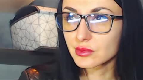 Siaconna online show from February 2025 07:12:01 AM