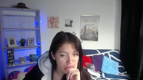 sian online show from January 2025 12:30:02 PM