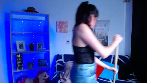 sian online show from January 2025 06:38:01 PM