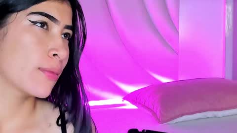 Siara and Zoe tattoo online show from May 2026 11:45:02 PM