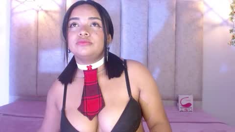 siena  hanzel online show from September 2025 02:35:01 AM