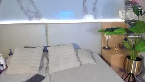 Snapshot of sienna_belluccii chatting on July 2026 11:27:02 AM sienna belluccii online show from July 2026 11:27:02 AM