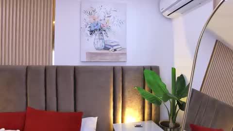 Camila Vargas online show from October 2025 12:17:02 PM