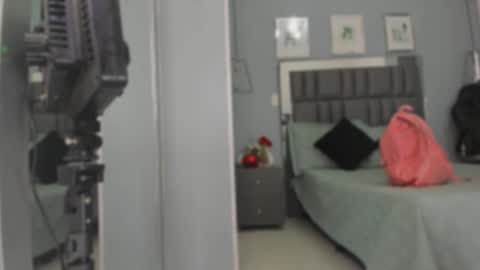 Snapshot of sienna_miller_27 chatting on October 2025 10:58:02 AM Keira online show from October 2025 10:58:02 AM