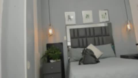 Snapshot of sienna_miller_27 chatting on November 2025 11:30:01 AM Keira online show from November 2025 11:30:01 AM