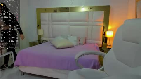 Sienna  online show from January 2026 11:24:02 AM