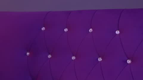 Sienna online show from October 2025 05:43:02 PM