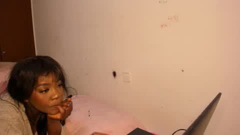 sierra_violet online show from March 2026 07:53:02 PM