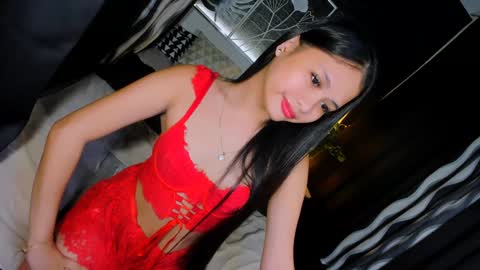 Snapshot of sierracoxriches chatting on January 2025 06:21:01 PM Belle online show from January 2025 06:21:01 PM