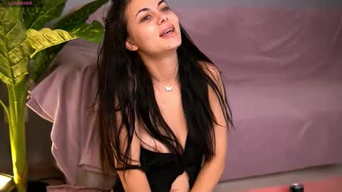 Maria online show from November 2025 12:26:01 PM