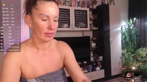 silenaa_sloussen online show from November 2025 05:23:02 AM