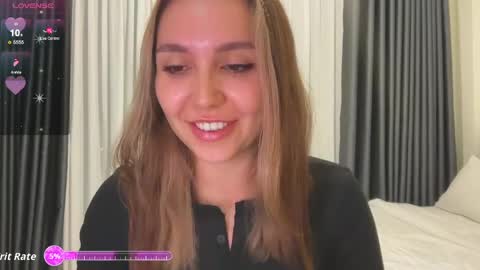 You fav Miss Si online show from May 2026 11:28:02 AM