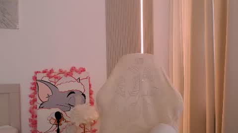 Snapshot of silk_ann chatting on June 2026 07:54:01 AM silk_ann online show from June 2026 07:54:01 AM