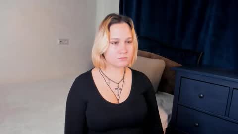 Eowyn online show from November 2025 08:08:02 AM