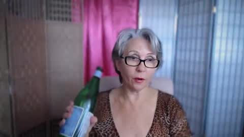 Snapshot of silky_petra2 chatting on October 2025 09:09:02 PM petra daniels online show from October 2025 09:09:02 PM