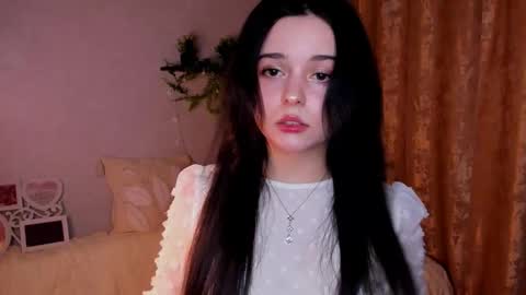 silkyaura online show from September 2025 08:54:01 PM