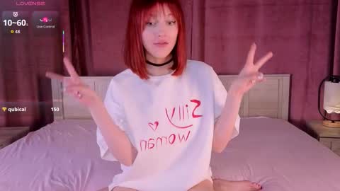 silly___woman online show from November 2025 08:24:02 PM