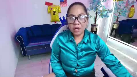 Silvana  online show from June 2026 07:13:01 PM