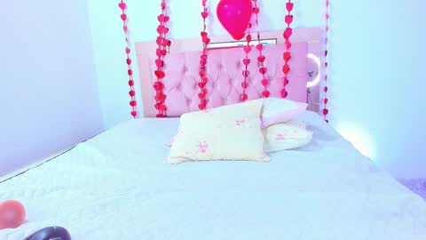 Silvana online show from February 2025 07:19:02 PM