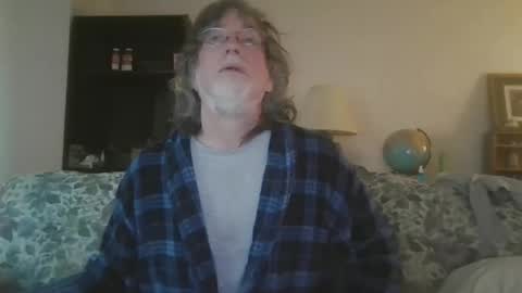 silverfunfox online show from April 2026 01:00:02 PM