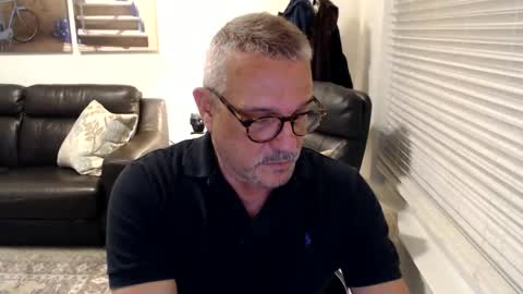 Snapshot of silveroli187 chatting on September 2025 01:46:01 PM silveroli187 online show from September 2025 01:46:01 PM