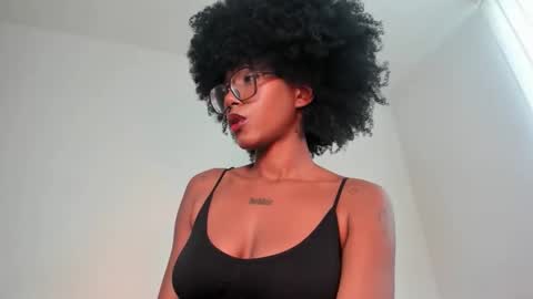 Snapshot of silverosequeen chatting on June 2026 03:25:01 PM silverosequeen online show from June 2026 03:25:01 PM