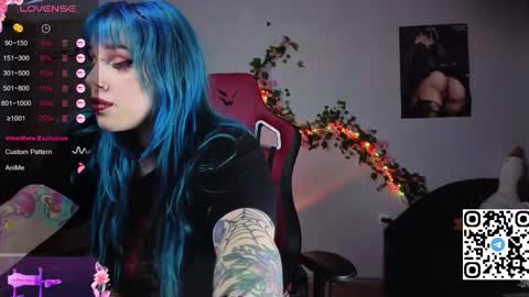 Snapshot of silvia_santorskii chatting on October 2025 09:18:01 AM silvia_santorskii online show from October 2025 09:18:01 AM