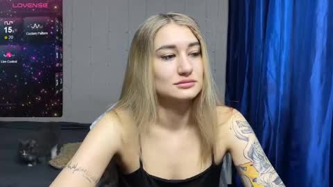 Silvia online show from February 2025 11:40:02 AM