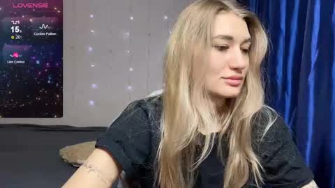 Silvia online show from February 2025 04:26:02 PM