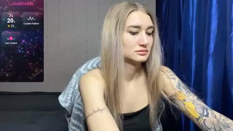 Silvia online show from February 2025 11:10:02 AM