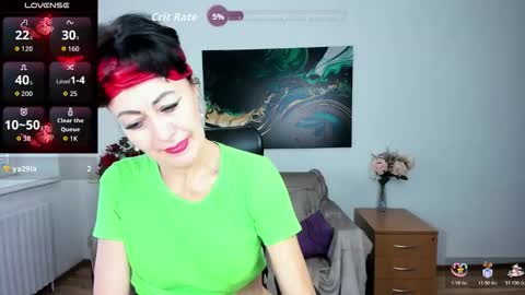 Silvia Wallec online show from November 2025 07:40:01 AM