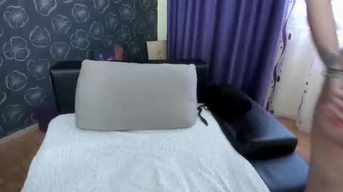 Snapshot of silvyalove chatting on September 2025 08:27:02 AM Silvya online show from September 2025 08:27:02 AM