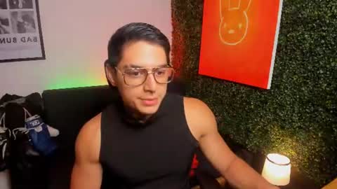 Snapshot of simon_cortes chatting on July 2026 12:00:02 PM Simon Cortes online show from July 2026 12:00:02 PM